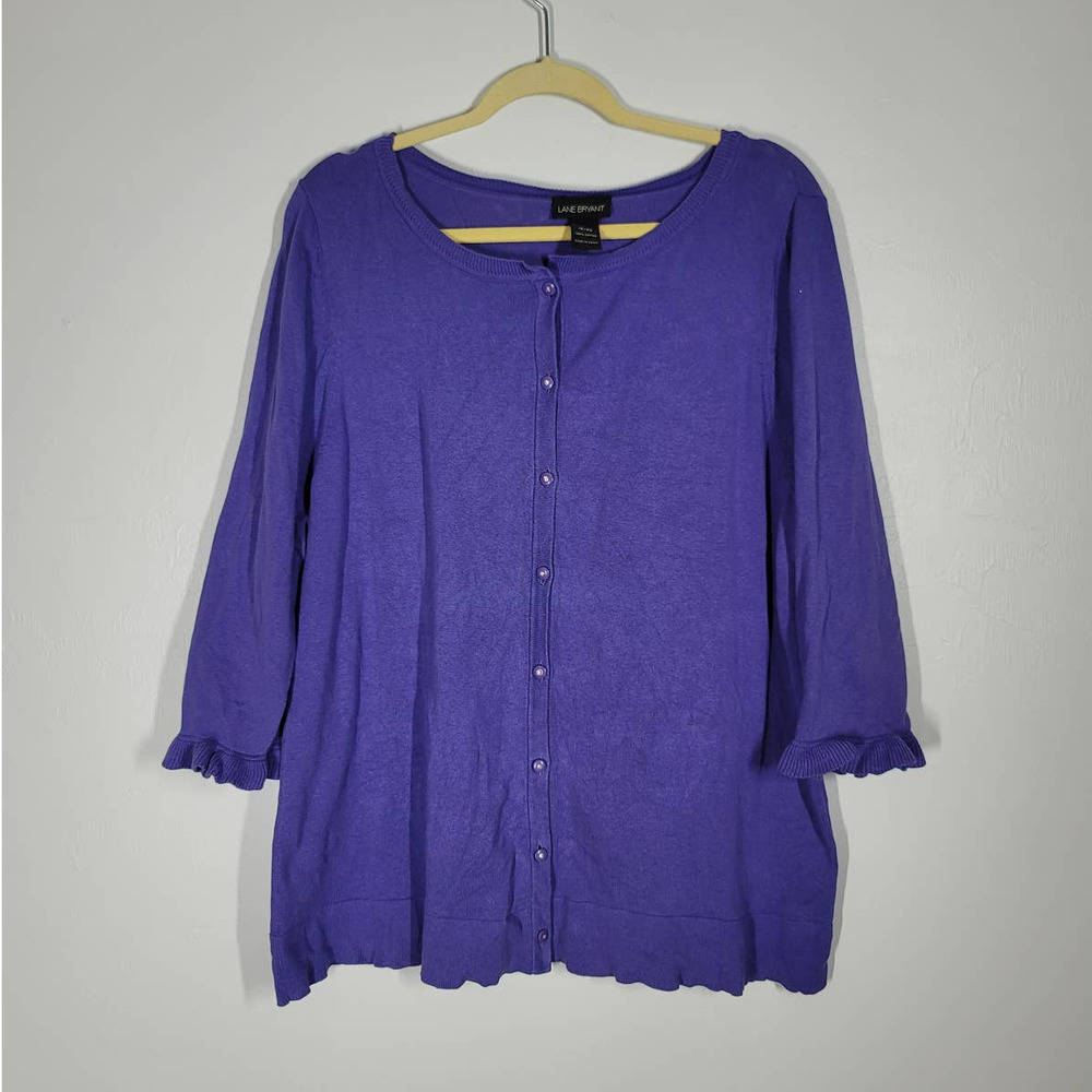Lane Bryant Cardigan Size 18/20 Scoop Neck Ruffle Cuffs Button Front Sweater